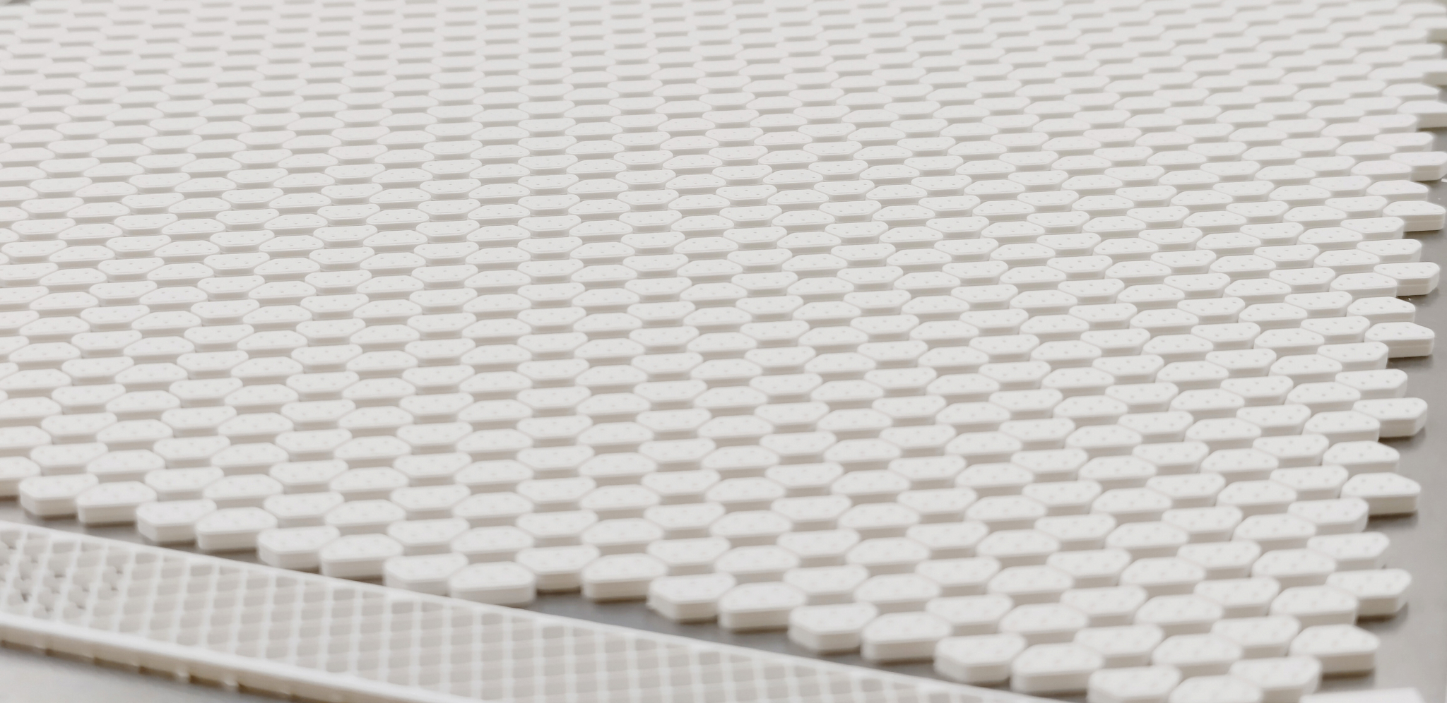 Additive screen printed ceramic parts with micro precise details